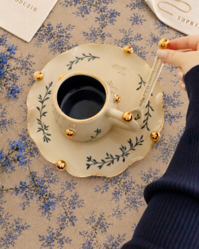 Coleção Transbordo • Xícara Mug + Colher + Prato